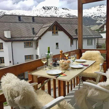 Zentral, Ruhig, Sonnig, Modern Appartement *