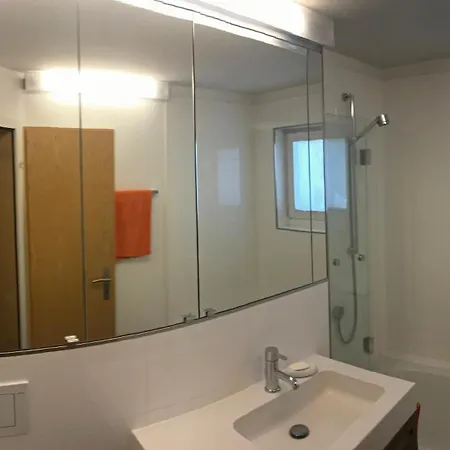 Zentral, Ruhig, Sonnig, Modern דירה לנזרהיידה